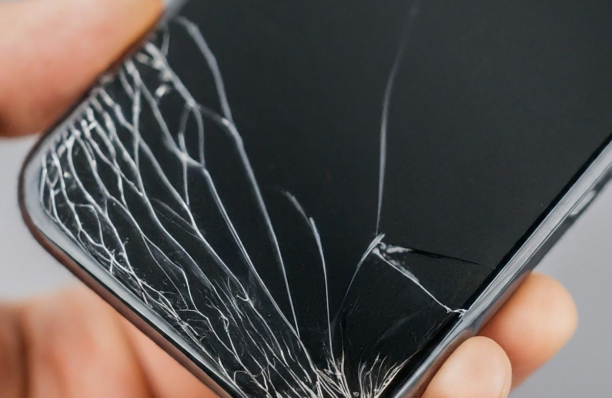 How To Remove A Cracked Liquid Glass Screen Protector